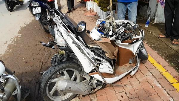 tai nạn, tông xe liên hoàn, Sài Gòn, xe tải cẩu