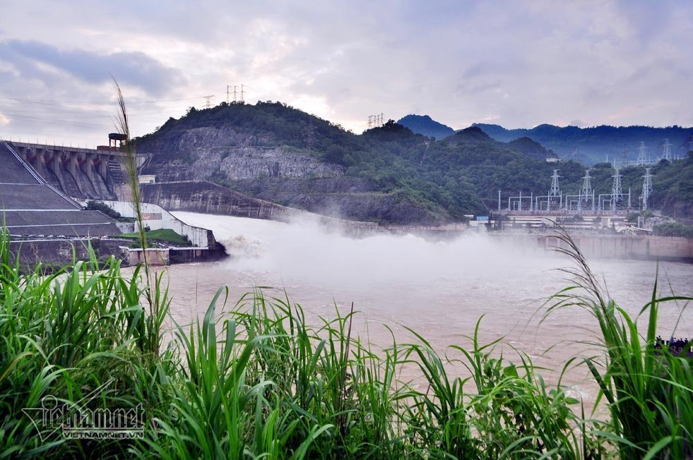 xả lũ, thủy điện, Hòa Bình