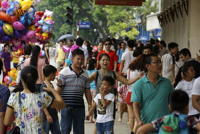 Hà Nội không thay đổi thời gian tổ chức phố đi bộ giữa các mùa