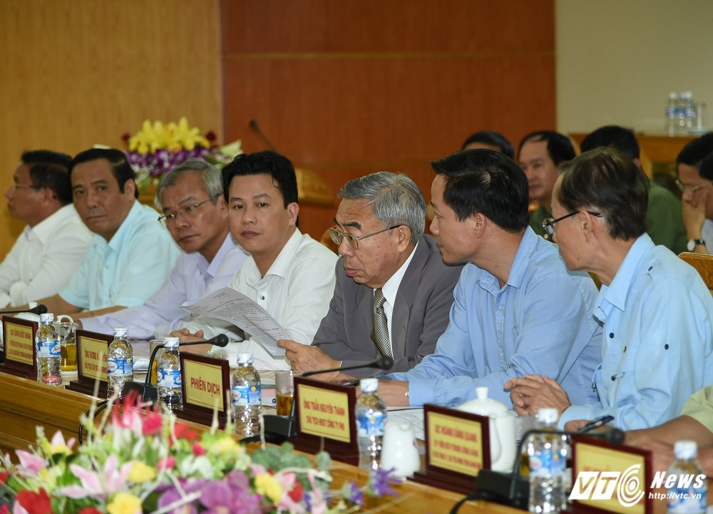 Chu tich Tap doan Formosa Dai Loan Vuong Van Uyen bao cao Thu tuong tinh hinh hoat dong cua Formosa