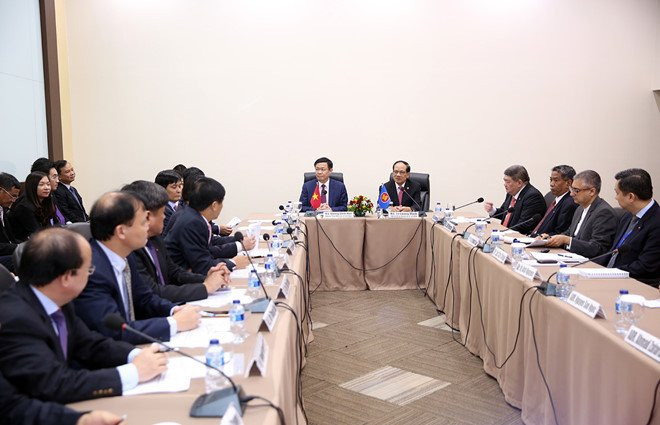 Chuyến công tác của Phó Thủ tướng và những cơ hội mở - ảnh 1