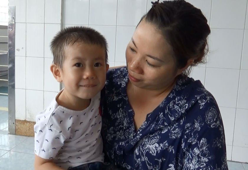 bỏ rơi, bé trai bị bỏ rơi, Sài Gòn, bệnh viện Từ Dũ