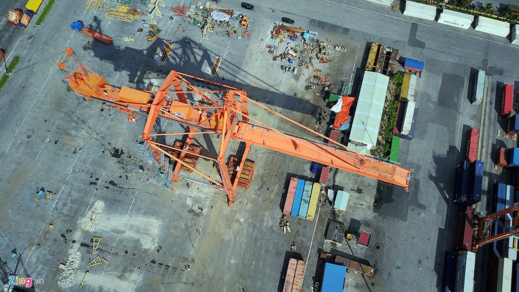 Di chuyen can cau 700 tan bang dieu khien tu xa o Hai Phong hinh anh 6
