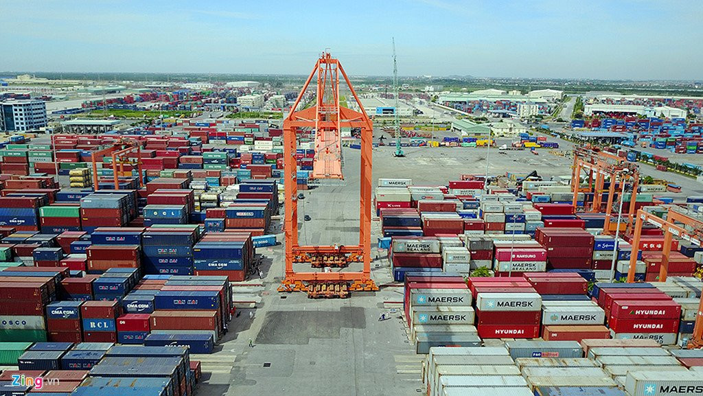 Di chuyen can cau 700 tan bang dieu khien tu xa o Hai Phong hinh anh 3