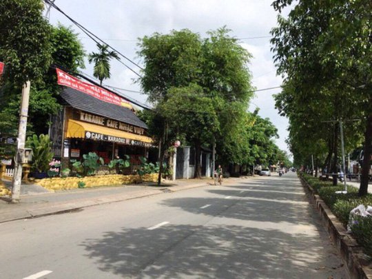 Vụ truy sát trước quán karaoke: Xác định 2 nữ sinh liên quan - Ảnh 1.