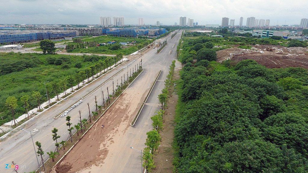 Toan canh duong moi 1.500 ty noi Nguyen Xien - Xa La hinh anh 9