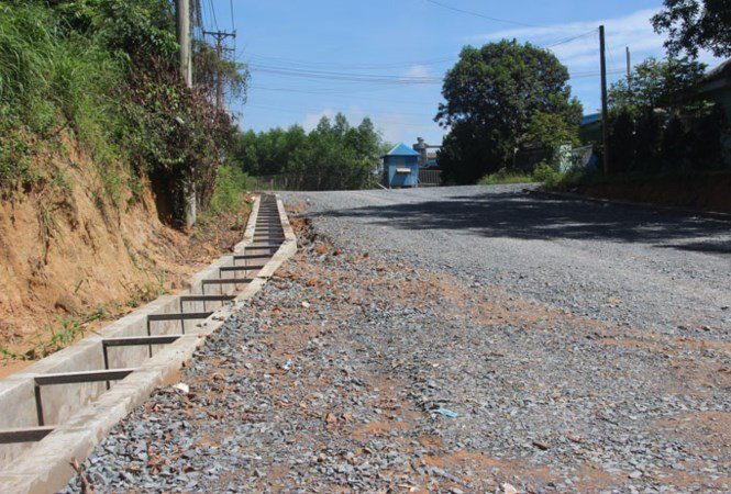 Người nhái nhập cuộc tìm bé 11 tuổi bị cuốn xuống cống - ảnh 4