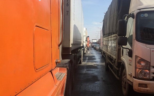 kẹt xe, ùn tắc, xa lộ Hà Nội, Phạm Văn Đồng, Sài Gòn