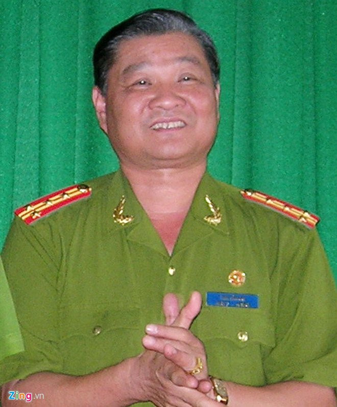 Pho giam doc Cong an Soc Trang bi ky luat canh cao hinh anh 1