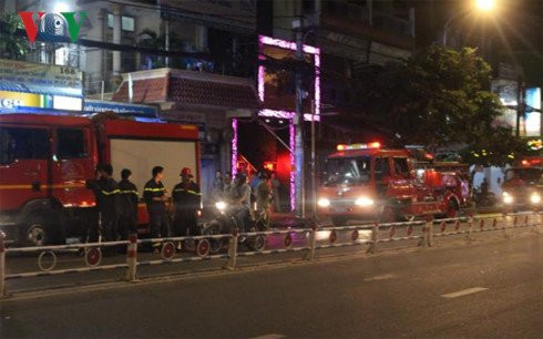 pho nhau o tphcm hon loan vi chay nha luc nua dem hinh 3