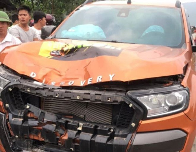 Tai xe oto thao bien so, roi hien truong sau tai nan chet nguoi hinh anh 1