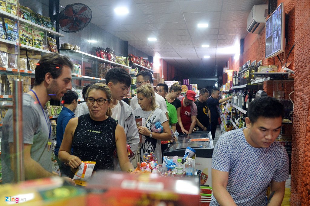 Nha Trang dem dao lon sau tran bao lich su hinh anh 18