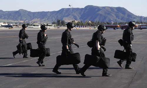 doi-sieu-mat-vu-tran-ap-nhung-ke-tan-cong-tong-thong-my