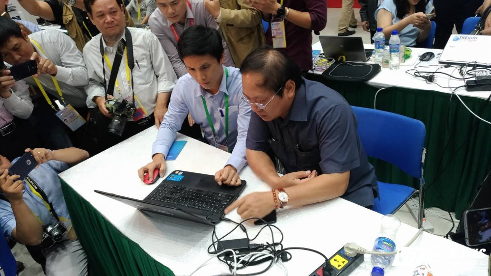 23469272_1614051752023196_1257140190_o 3