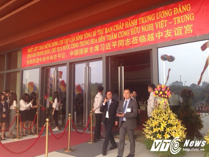 23574406_1180621352041059_802679131_n 16