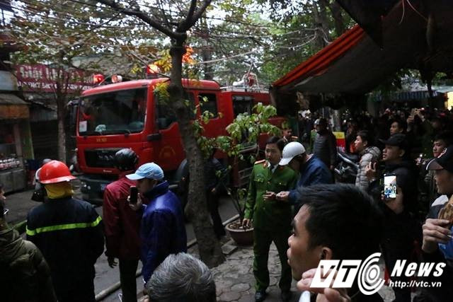 25323790_1395835780538701_750032848_n 12