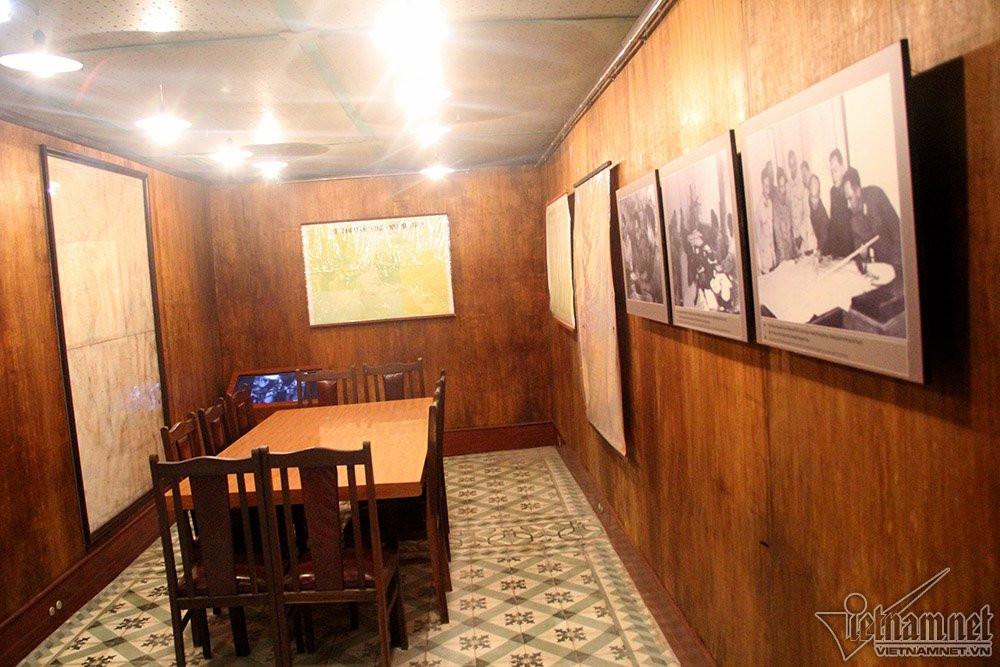 Điện Biên phủ trên không,Hoàng thành Thăng Long,hầm chống bom nguyên tử,Hà Nội