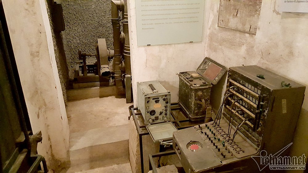 Điện Biên phủ trên không,Hoàng thành Thăng Long,hầm chống bom nguyên tử,Hà Nội