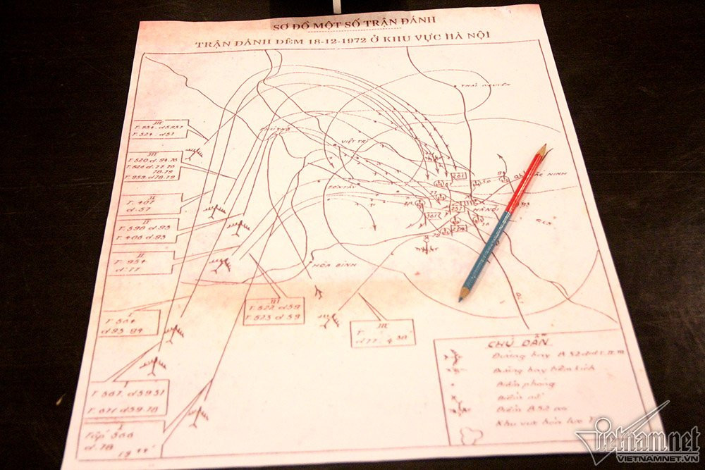 Điện Biên phủ trên không,Hoàng thành Thăng Long,hầm chống bom nguyên tử,Hà Nội