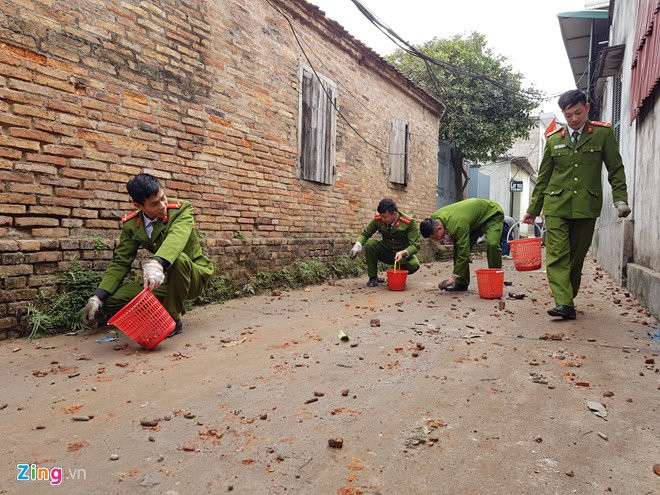 Tuong Le Ma Luong: Khong duoc ban dan, vat lieu no ra ngoai hinh anh 2