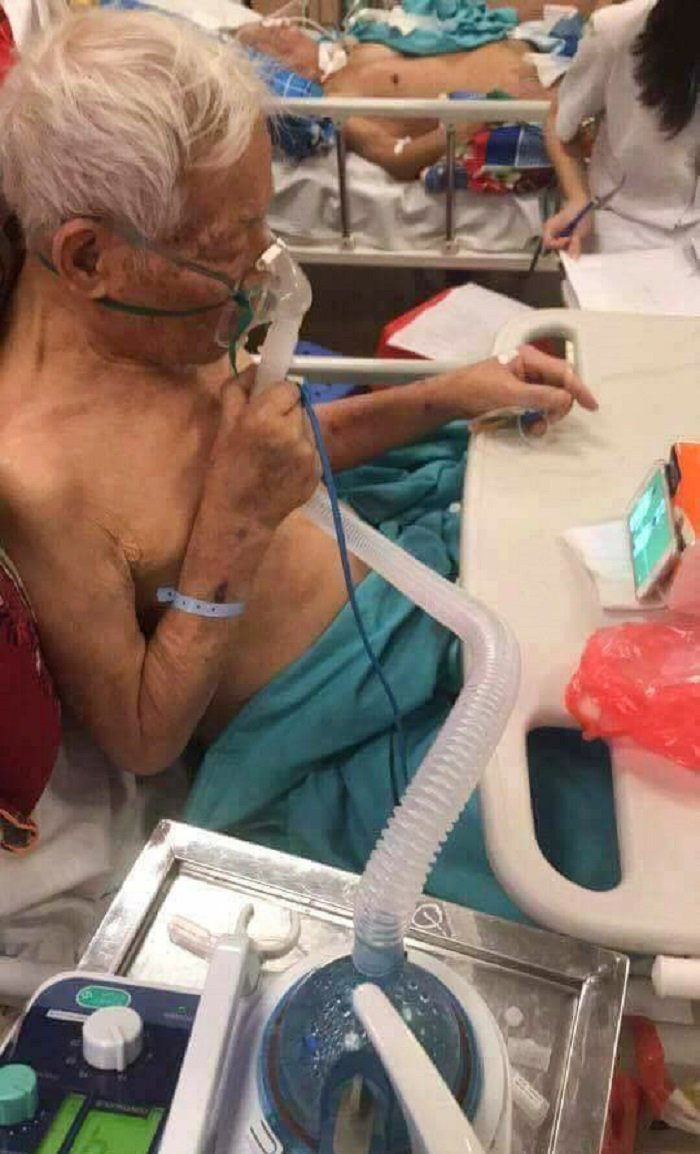 26991821_10213652968012705_7009091613366428554_n_akho 18