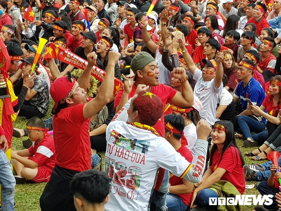 27294268_509626232768122_519628911_n 4