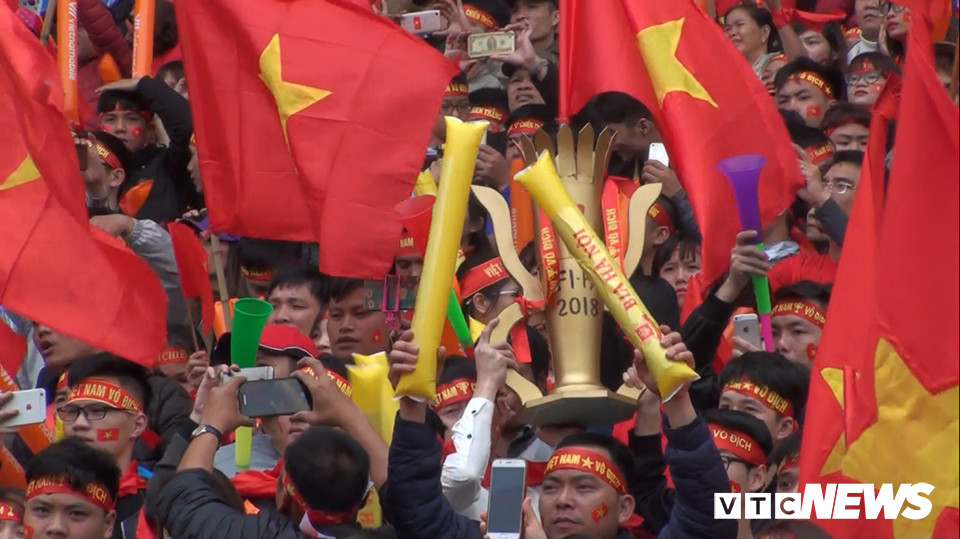 27496107_1239300389506488_2071677734_n 20