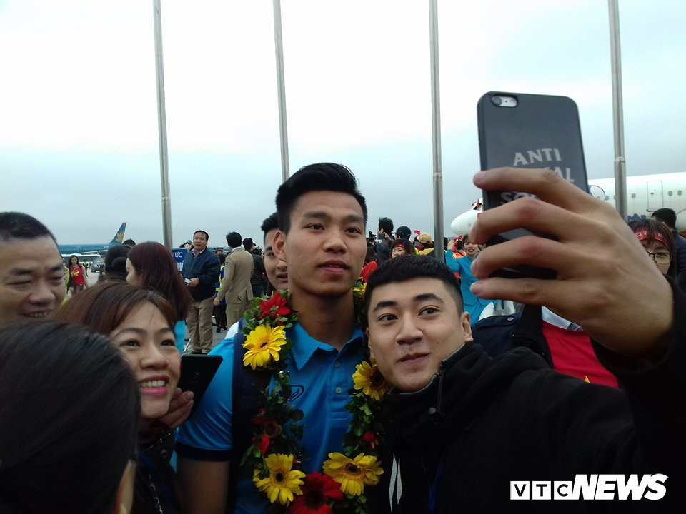 27399411_10208552701213549_1778889245_n 12