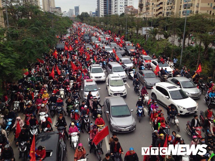 27399817_1240067992763061_375117906_n 15