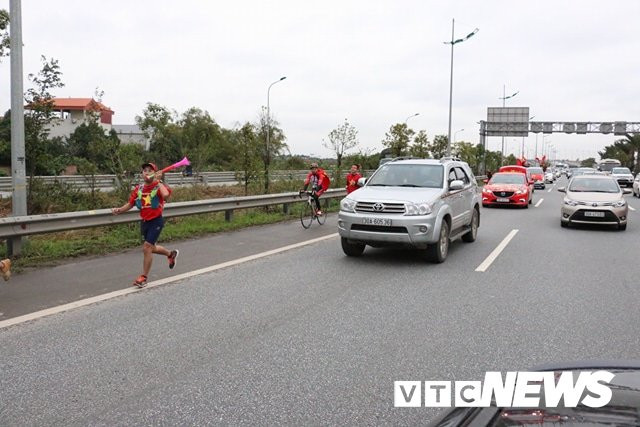 27495941_1439831112805834_223126759_n 9