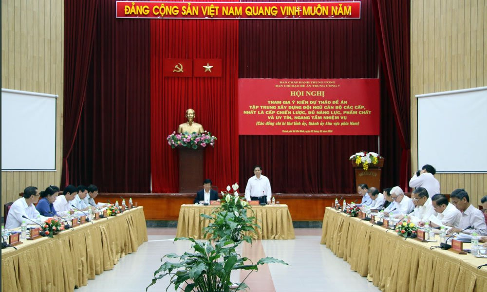 Phạm Minh Chính, Ban tổ chức TƯ, cán bộ, TP.HCM