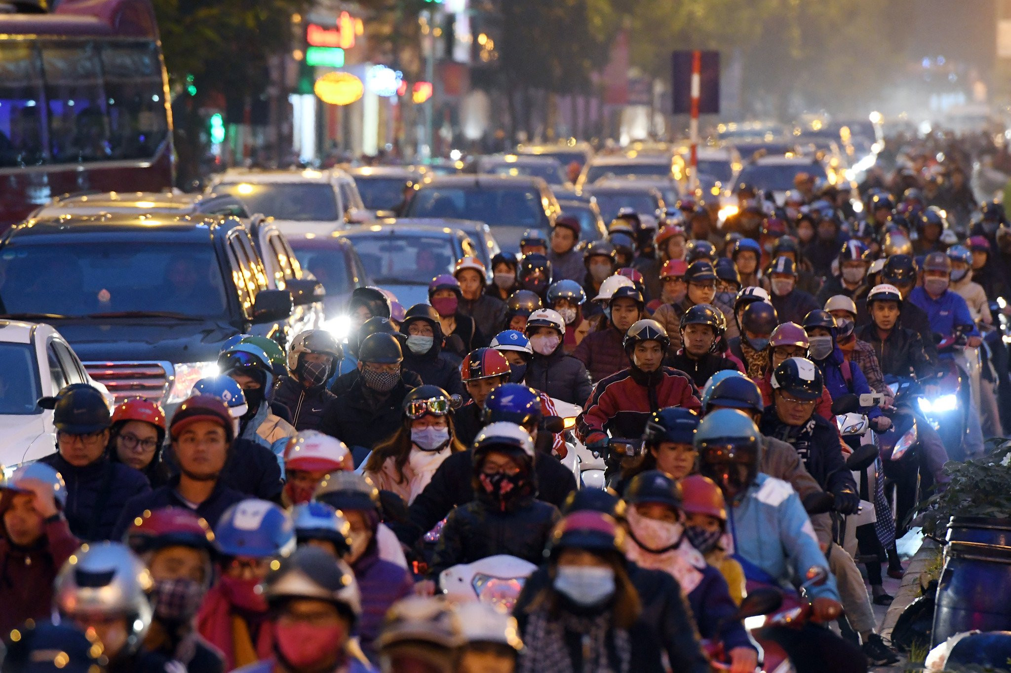 Noi so hai giao thong ngay giap Tet hinh anh 18