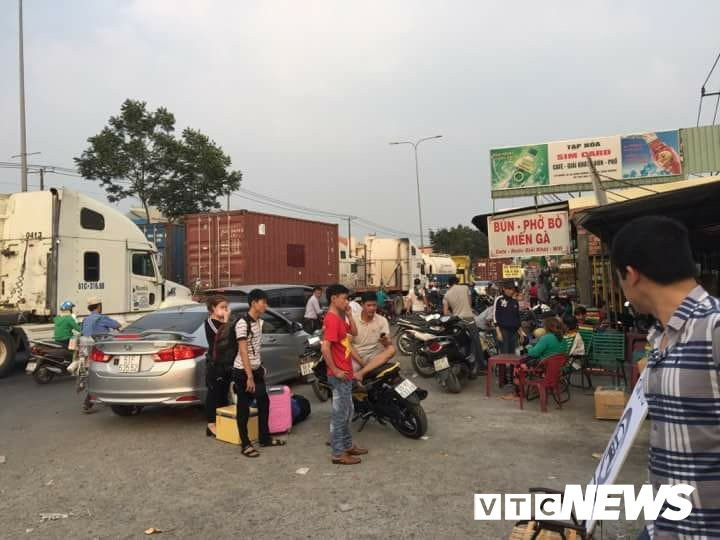 27935742_889188714591635_58241229_n 12