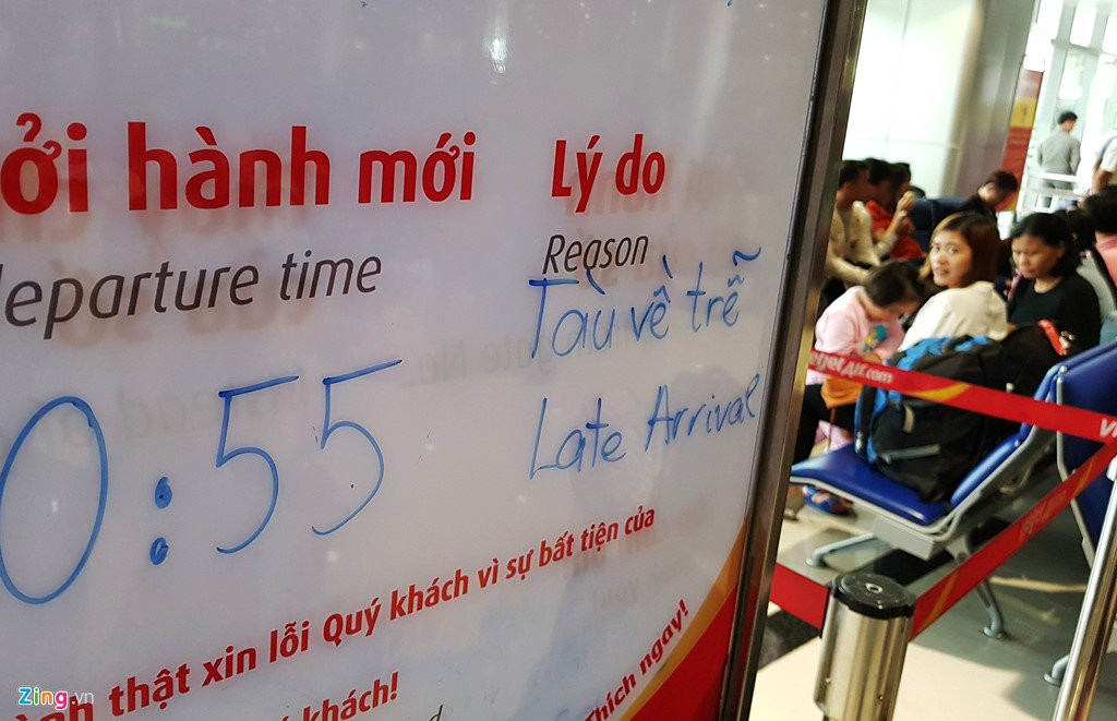 Canh dong duc o san bay Tan Son Nhat ngay cuoi nam hinh anh 17