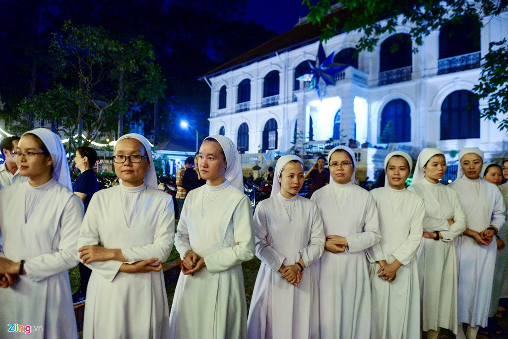 Linh cuu Tong giam muc Phaolo Bui Van Doc ve den Sai Gon hinh anh 4