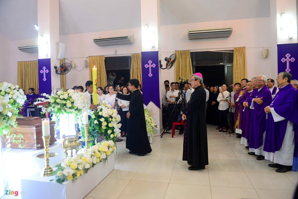 Linh cuu Tong giam muc Phaolo Bui Van Doc ve den Sai Gon hinh anh 11