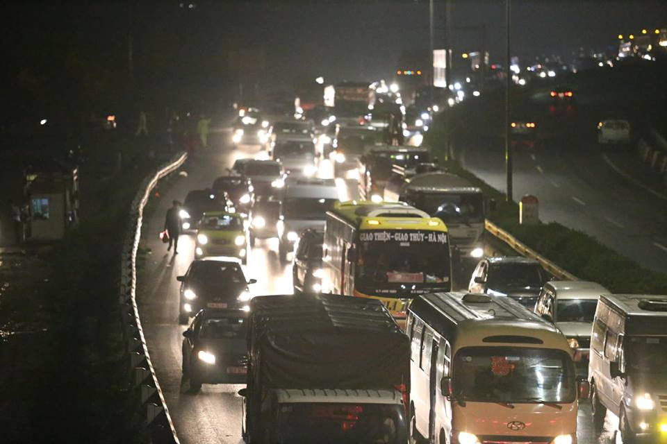 tai nạn,tai nạn giao thông,cao tốc Pháp Vân - Cầu Giẽ,ùn tắc giao thông,ùn tắc