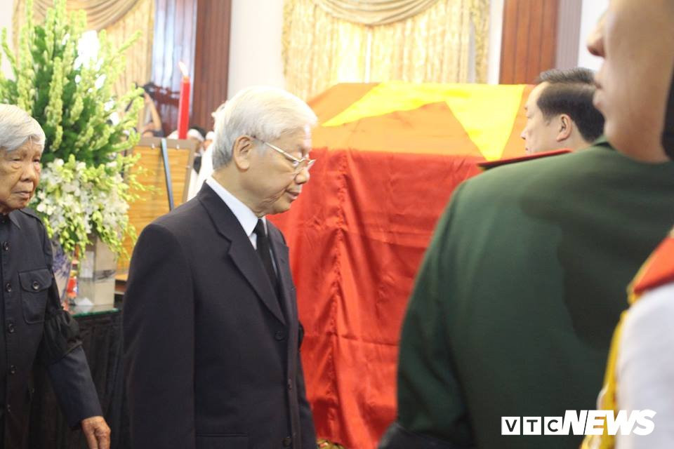 29004206_1603622813092252_1778992715_n 22