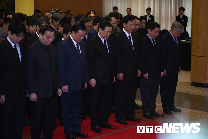 29020261_10211055060392763_1960964608_n 22