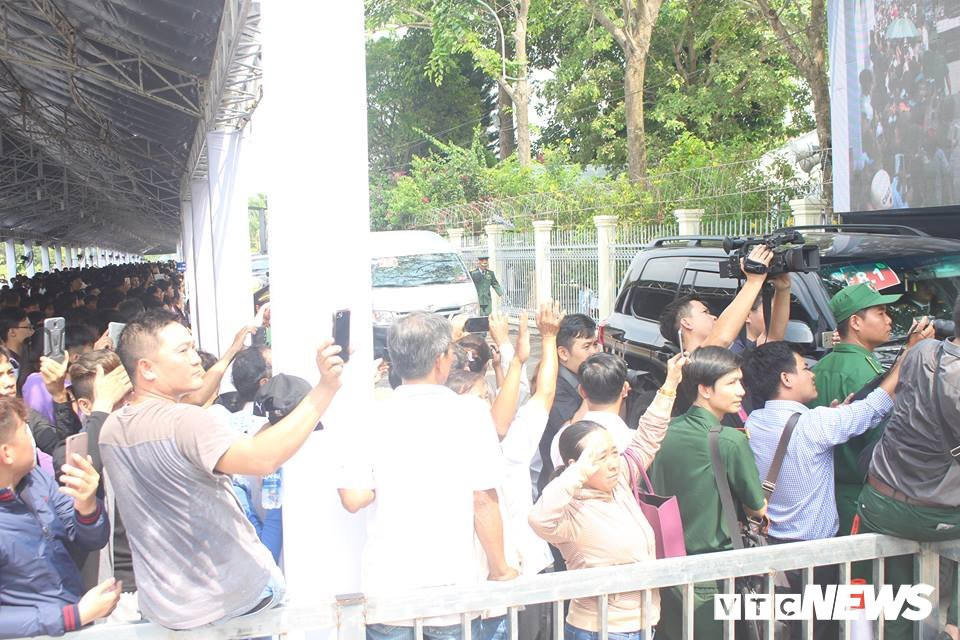 29541992_912307222279784_2512390816861782016_n 28