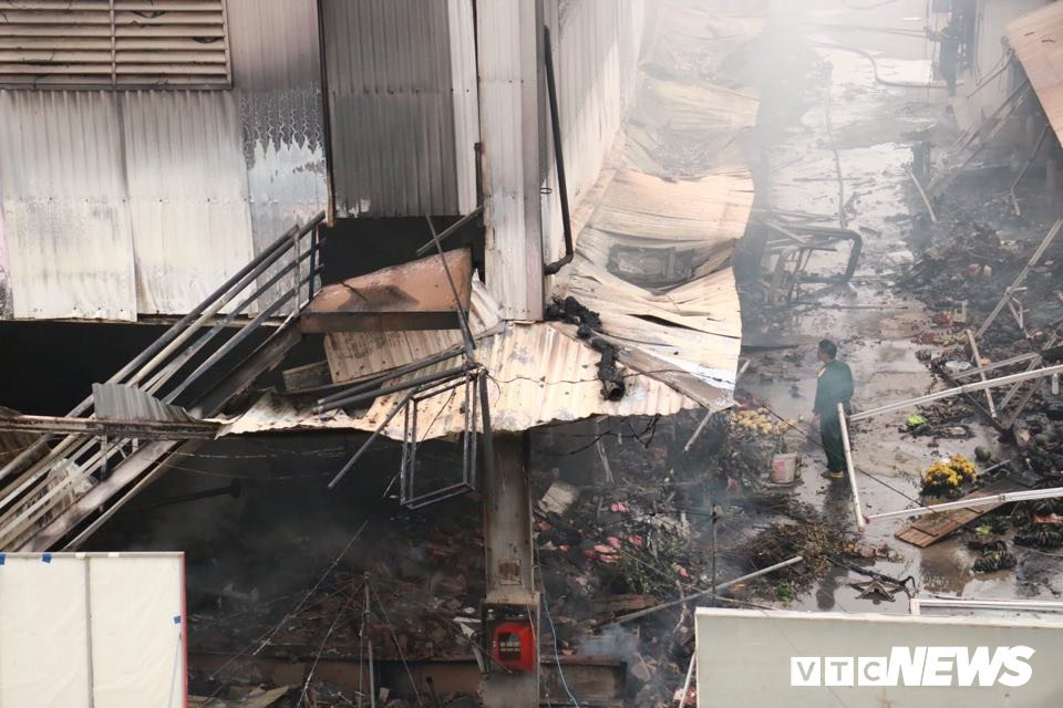 29750889_2096457453918736_779547238_n 24