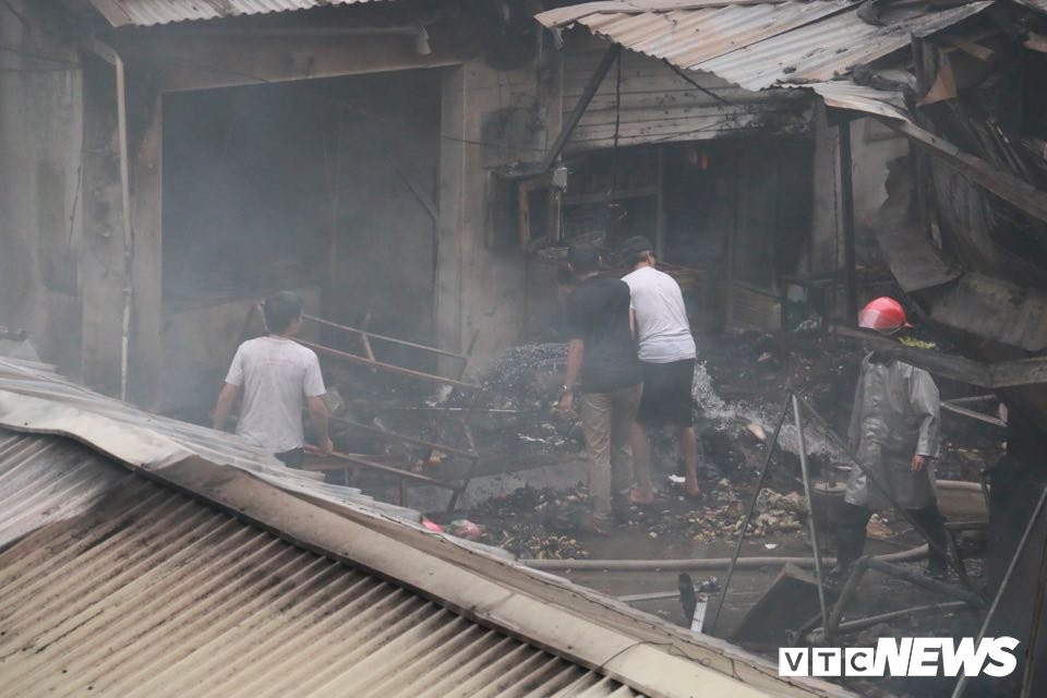 29855985_2096457600585388_1980887484_n 29