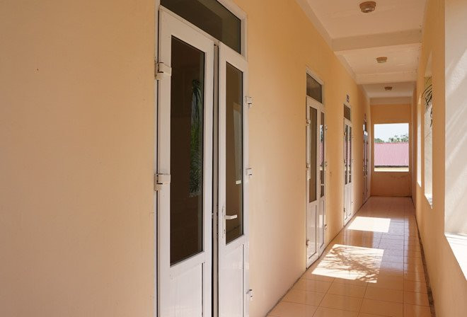 25 can bo xa bo nhiem so di tham quan mo hinh trong rau hinh anh 2