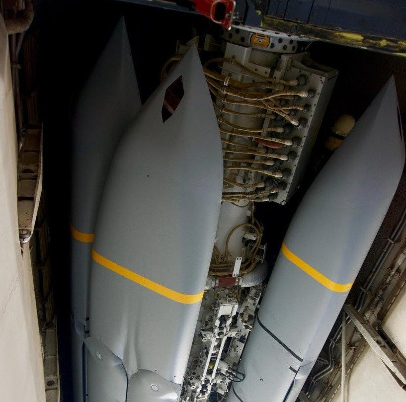 Ten lua Tomahawk duoc phong tu dau de ban vao Syria? hinh anh 4