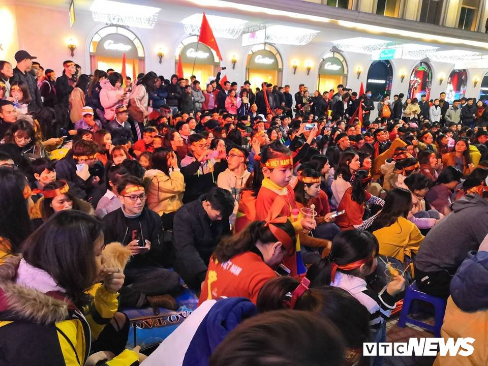 48367464_1168414933321688_7033963830099050496_n 5