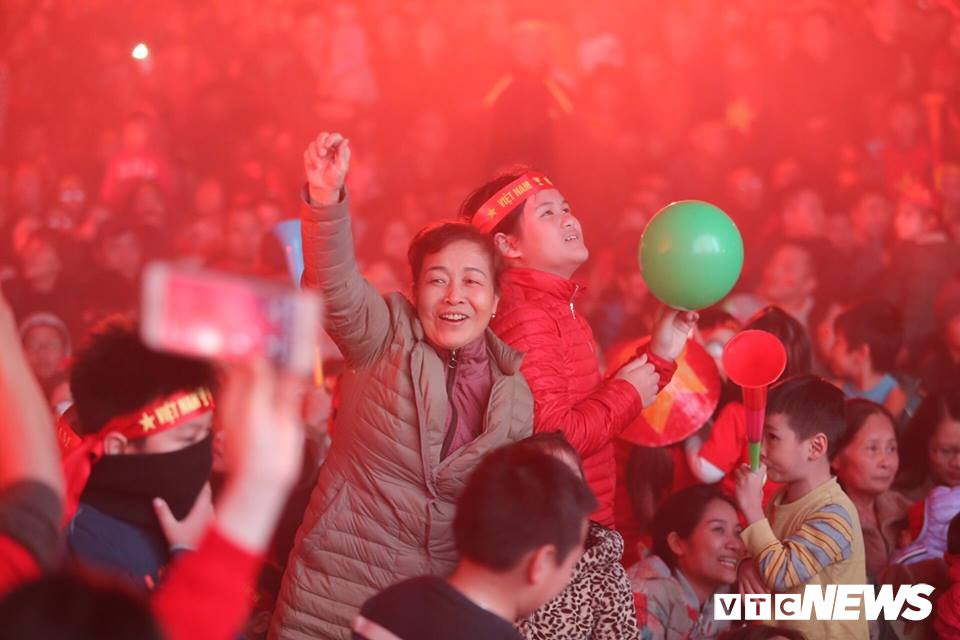 48370254_223912298486956_3278315508738293760_n 3