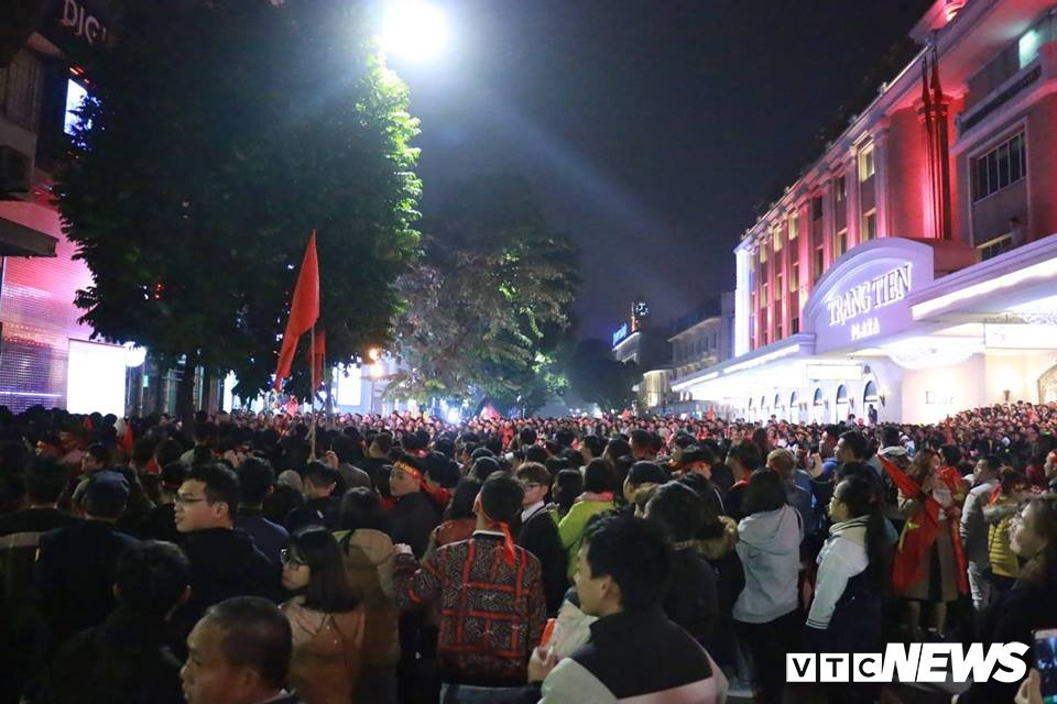 48383166_221459962085428_5283539403124244480_n 9