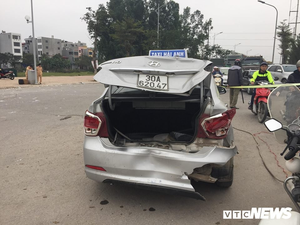 49121582_346907145896812_5806781400346525696_n