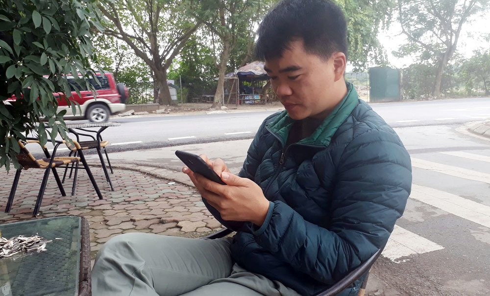 Vụ trộm dầu giữa ban ngày của chủ xe sang khiến tài xế ngỡ ngàng