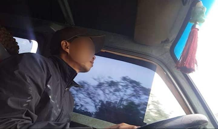 Tài xế tiết lộ sự thật phía sau những chuyến xe 'nhồi người'